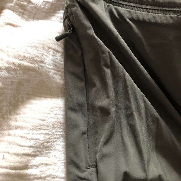 Nike dryfit olive joggers - Picture 4 of 11